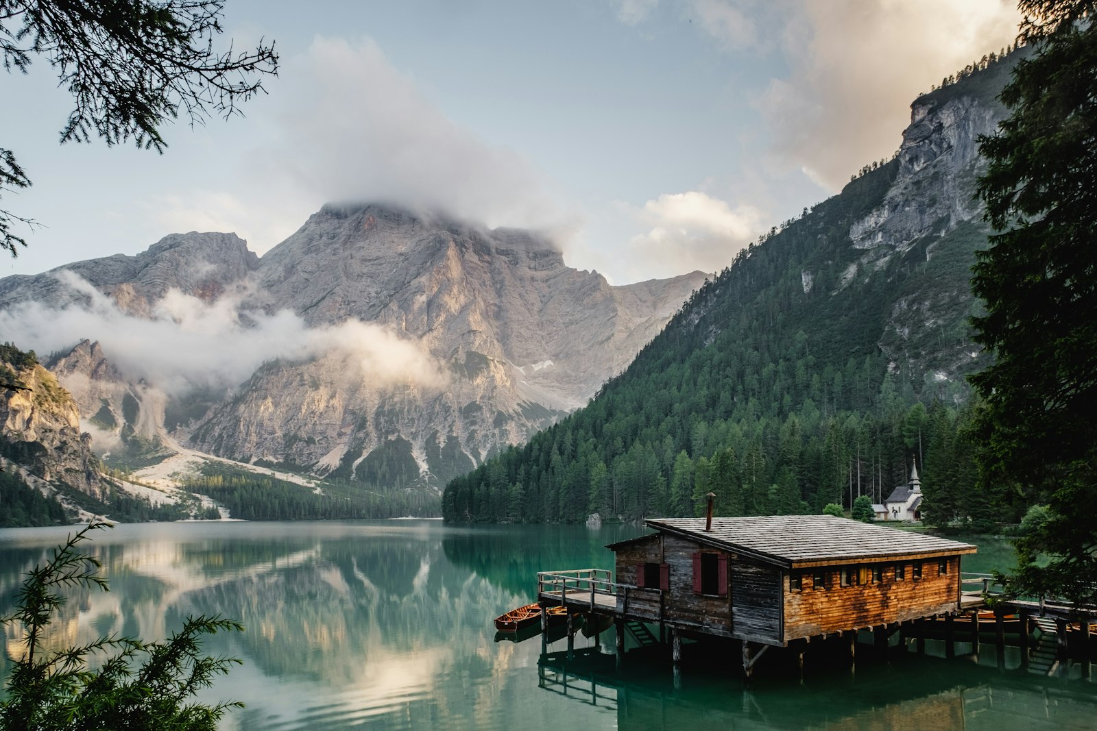 A lakeside lodge in the mountains